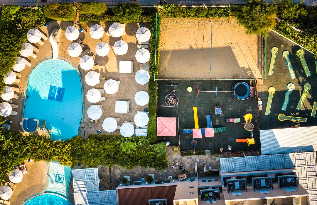 Peridis Family Resort-1